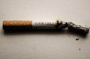 โทษของบุหรี่ การสูบบุหรี่มีผลเสียต่อสุขภาพอย่างไร